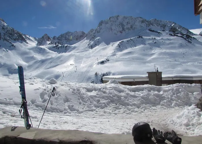 6 Places Bagnères-de-Bigorre