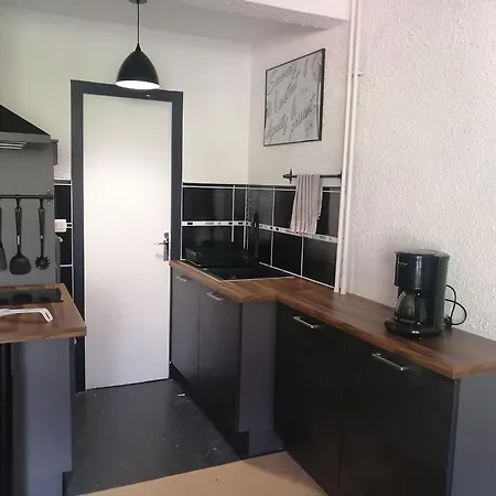 6 Places * Bagnères-de-Bigorre